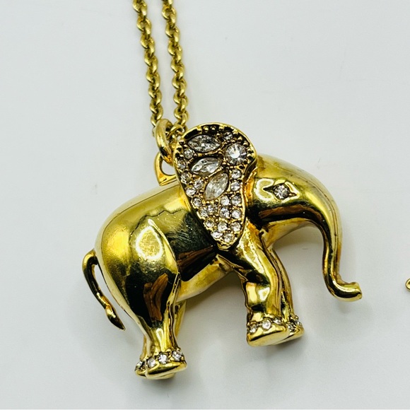 Ann Taylor Gold tone Elephant Necklace with Sparkling Crystal Accents - Picture 2 of 4